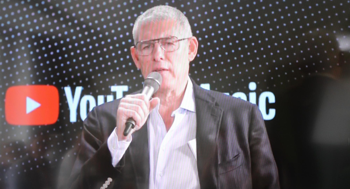 Zugeschaltet aus London: Lyor Cohen stellt YouTube Music vor