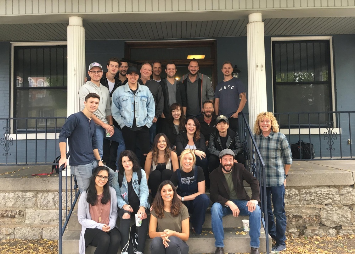Mit dabei beim Writing Camp in Nashville: die Autoren und Produzenten sowie das Team von Schedler Music um Rudi Schedler (hinten, vieter von rechts), Alexander Schedler (hinten, dritter vo...