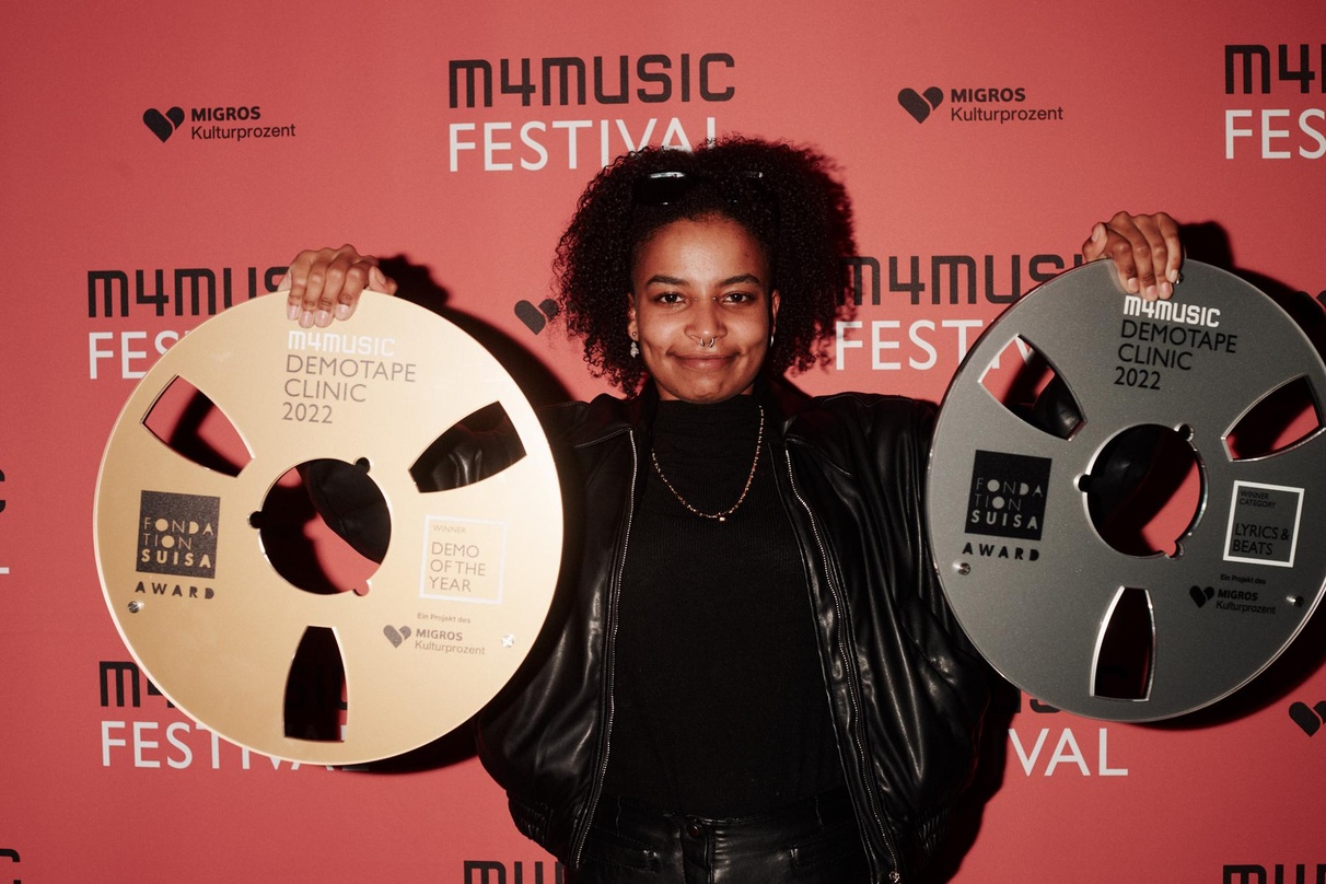 Gewann 2022 den Hauptpreis beim Nachwuchswettbewerb von m4music: Soukey aus Bern