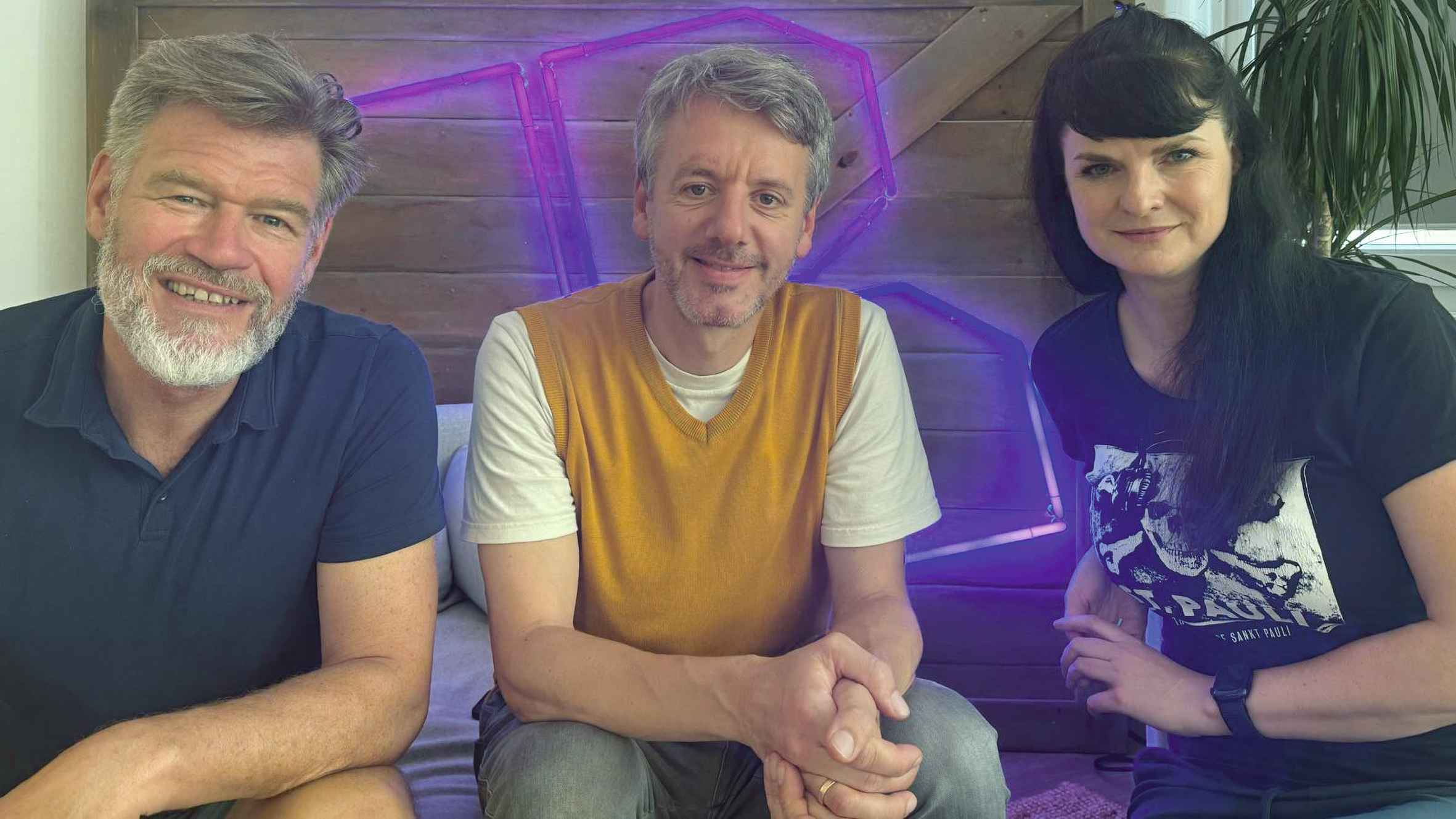 Standen MusikWoche Rede und Antwort: Alex Schulz (links), Detle Schwarte und Evelyn Sieber (alle Reeperbahn Festival).