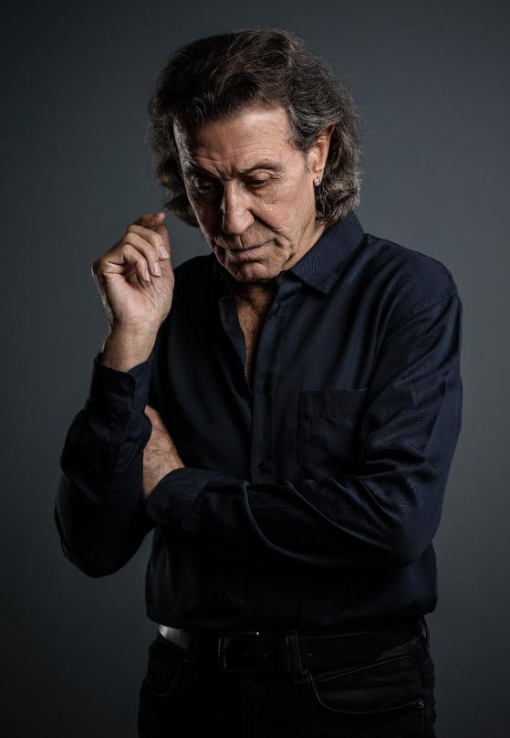 Macht sein Berlin-Live-Konzert zu In Symphony via Stream bei Arte Concert verfügbar: Albert Hammond