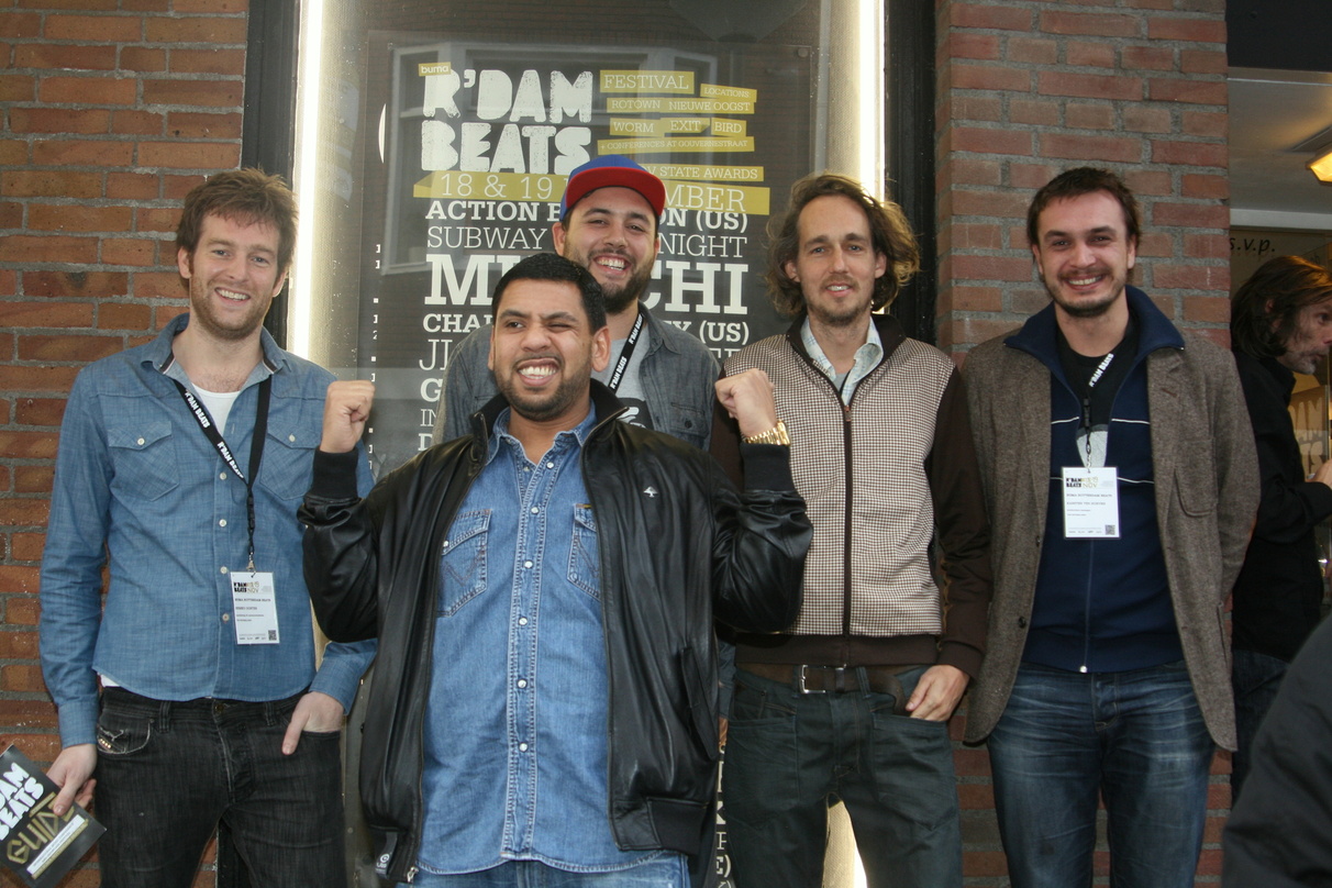 Haben die ersten Speaker eingeladen: das Team von Buma rotterdam Beats mit (von links) Remko Gorter, Roger Brouwn (vorn), Aldo Bruining, Richard Zijlma und Karsten ter Hoeven