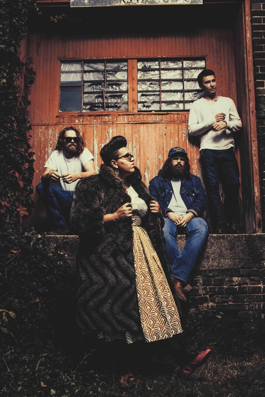 An der Spitze der Billboard 200: Alabama Shakes