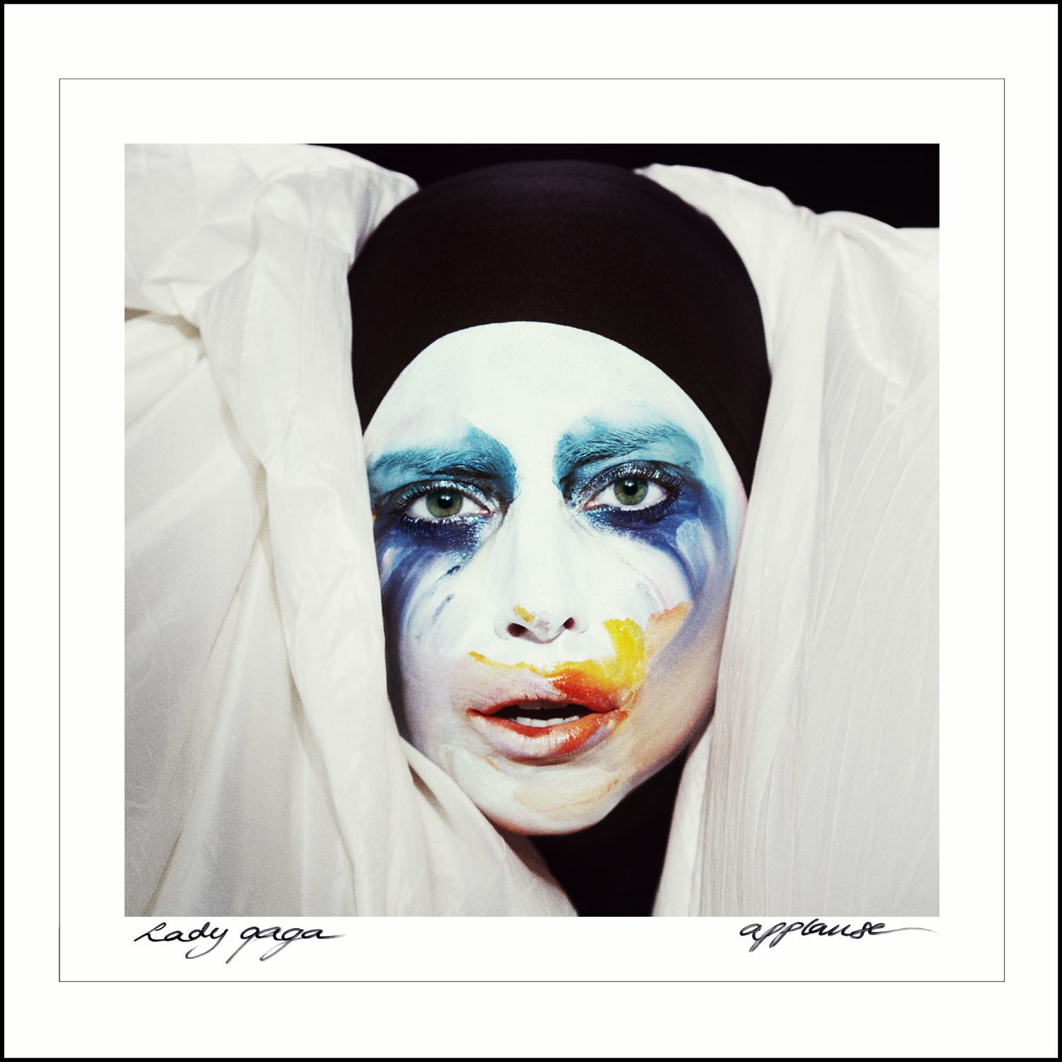 Lady GaGa – Applause