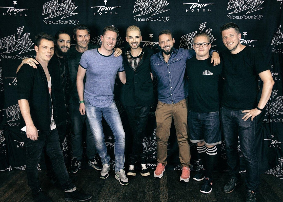 Machen gemeinsame Sache: Tokio Hotel und das Team von Studio 71