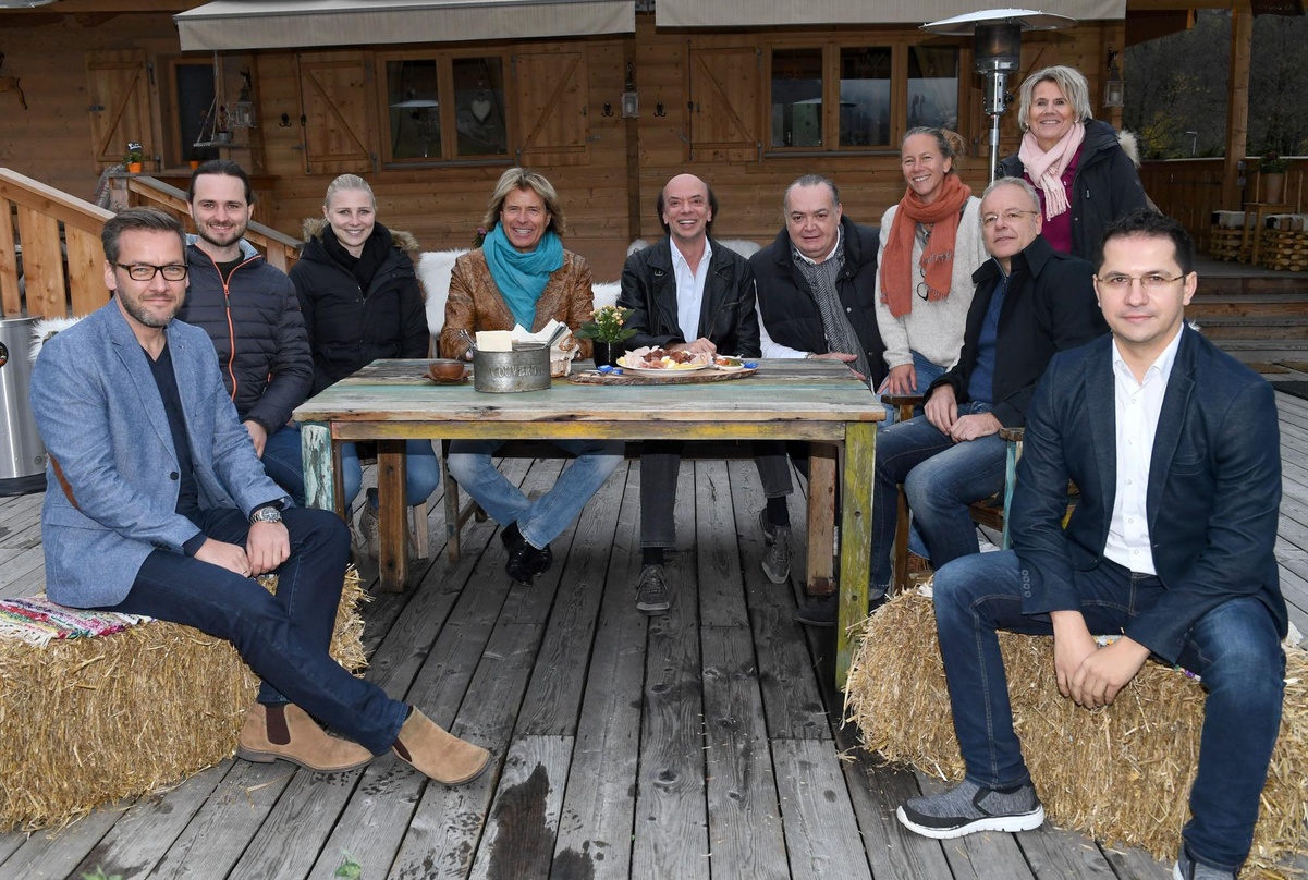 In Kitzbühel vereint (von links): Arndt Sedler (Director Marketing Ariola/RCA, AOR Label Group Sony Music), Michael Waltner (Product Manager Ariola Sony Music), Franziska Pauli (Junior Pro...