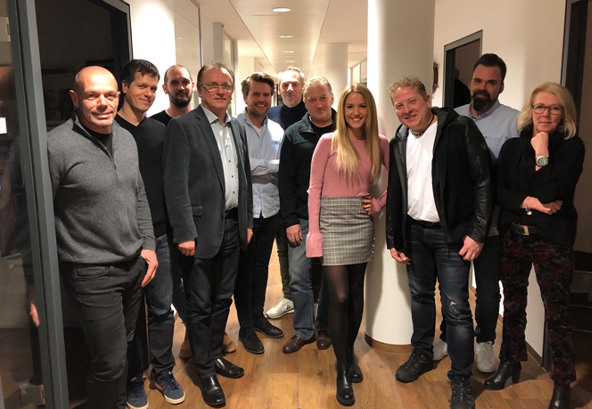 Gehen nun gemeinsam in die Zukunft: Sonja Liebing (Mitte) und ihr Team