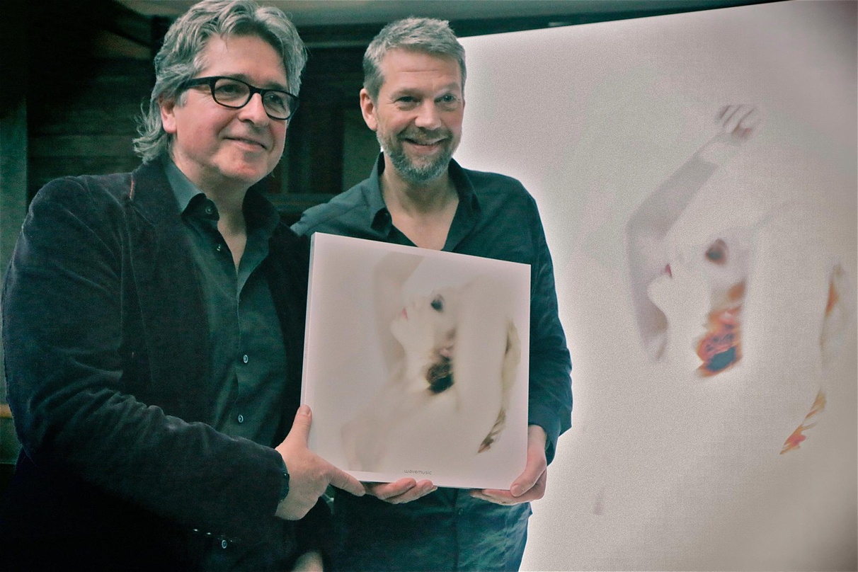 Zeigen ihr gemeinsames Kind: Michael van Droffelaar (links) und Kai Wiesinger