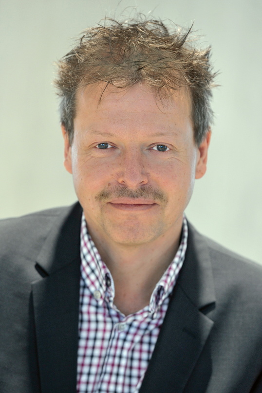 Michael Peters, Abteilungsleiter Entertainment Software expert: Wir freuen uns auf die intensive Zusammenarbeit mit Warner Music. Das Projekt "Wacken Einpacken" ist der Startschuss für ein...