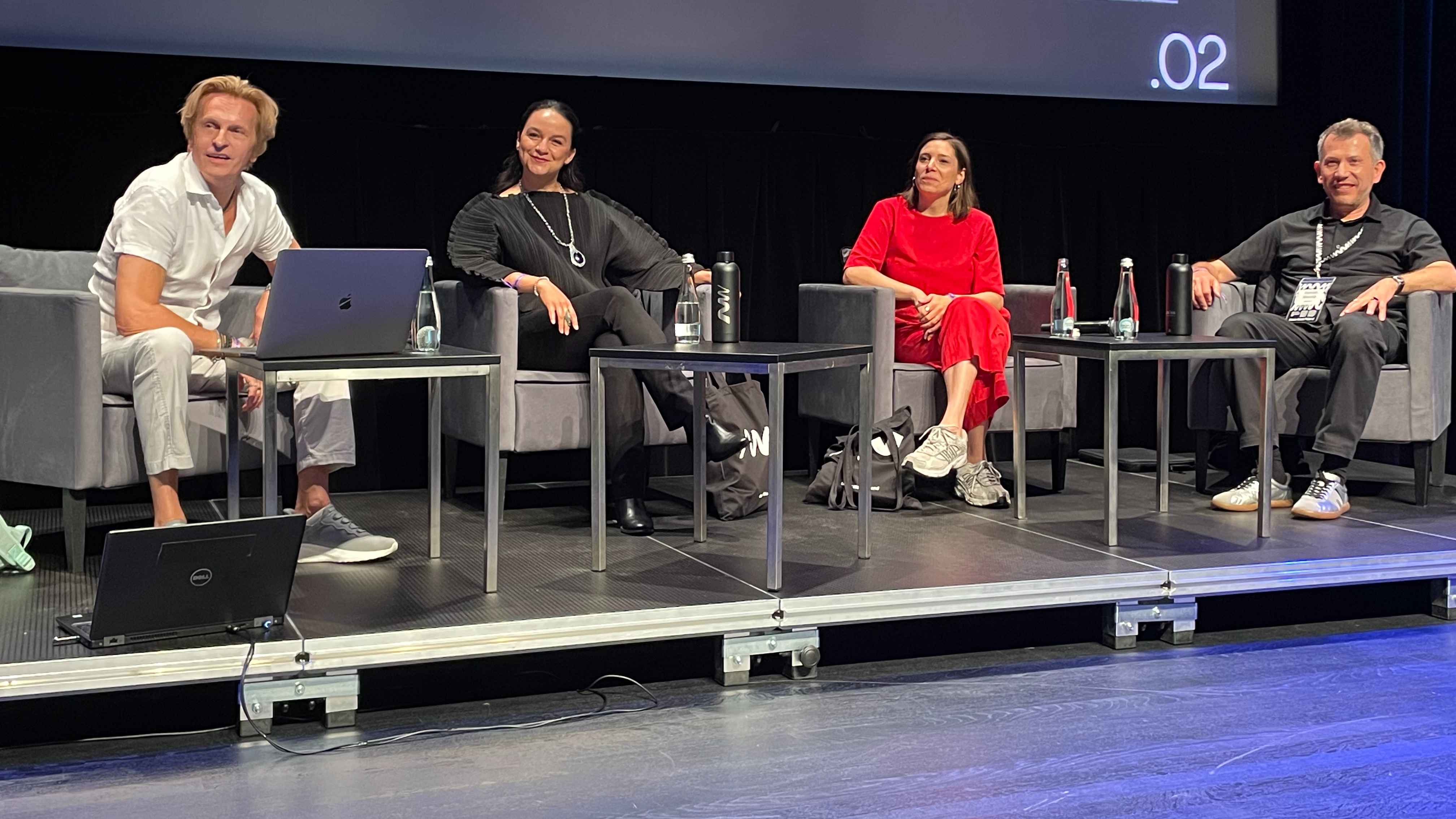 Roy Lidstone (Power-Haus Creative / A&GSync), Paty Carrera (Music Supervisor Control Freaks), Sophia Blume (Head of A&R Bosworth Music) und Damian Słonina (Jaguarec).