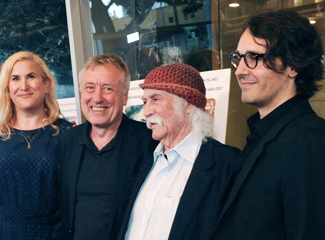 Bei der US-Premiere von "David Crosby: Remember My Name" (von links): Kathy Daum (Senior Director Films BMG), Hartwig Masuch (CEO BMG), David Crosby und A.J. Eaton (Regisseur))