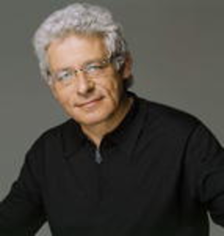 {mlbipers.24054.Alain Lévy|U|T}: Wird das Reich des EMI-Music-Chefs demnächst größer?