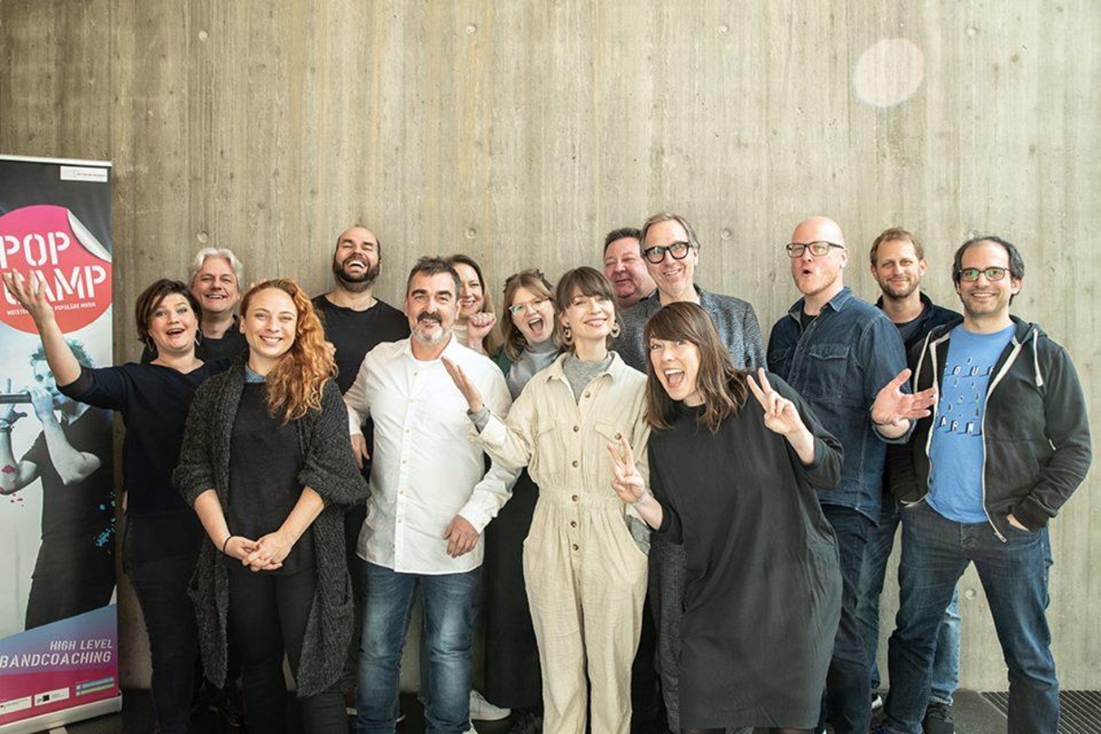Wählten aus 48 Kandidaten acht für die Anfang Mai anstehenden Live-Audits aus: die PopCamp-Juroren (von links) Rolf Zielke, Anna Meyer, Vanessa Kanapin, Henning Rümenapp, Michael Kernbach,...