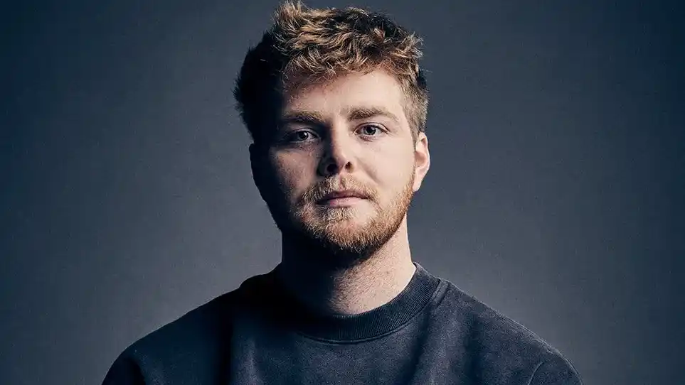 Sein Charts-Erfolg ist alles andere als "ordinary": Alex Warren