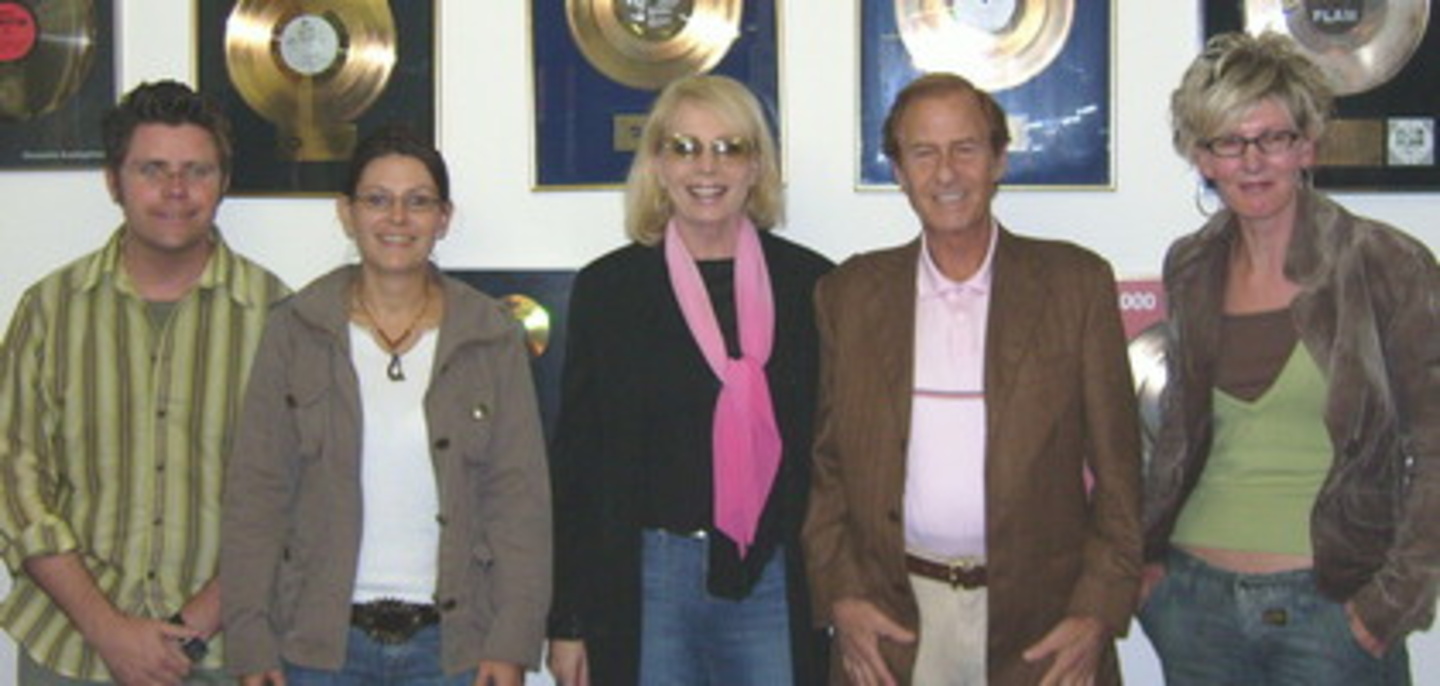 Arbeiten gemeinsam am Album: Holm und da music||Arbeiten gemeinsam (v.l.n.r.): Frank Haberland (A&R), Nicole Galka (Promotion, beide da music), Christiane Wagner (Management), Michael Holm...