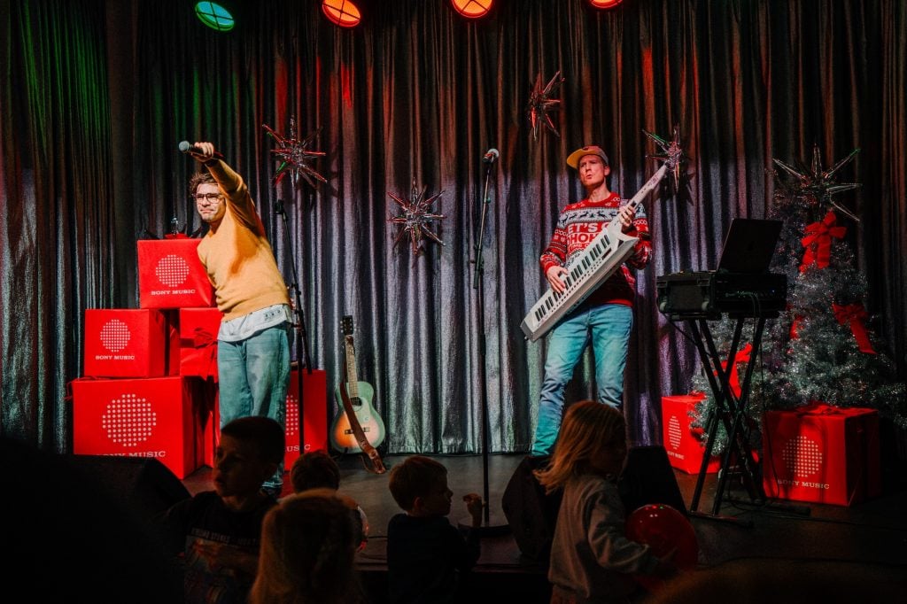 Spielte beim Adventsfest von Europa: die Band Honigkuchenpferde.