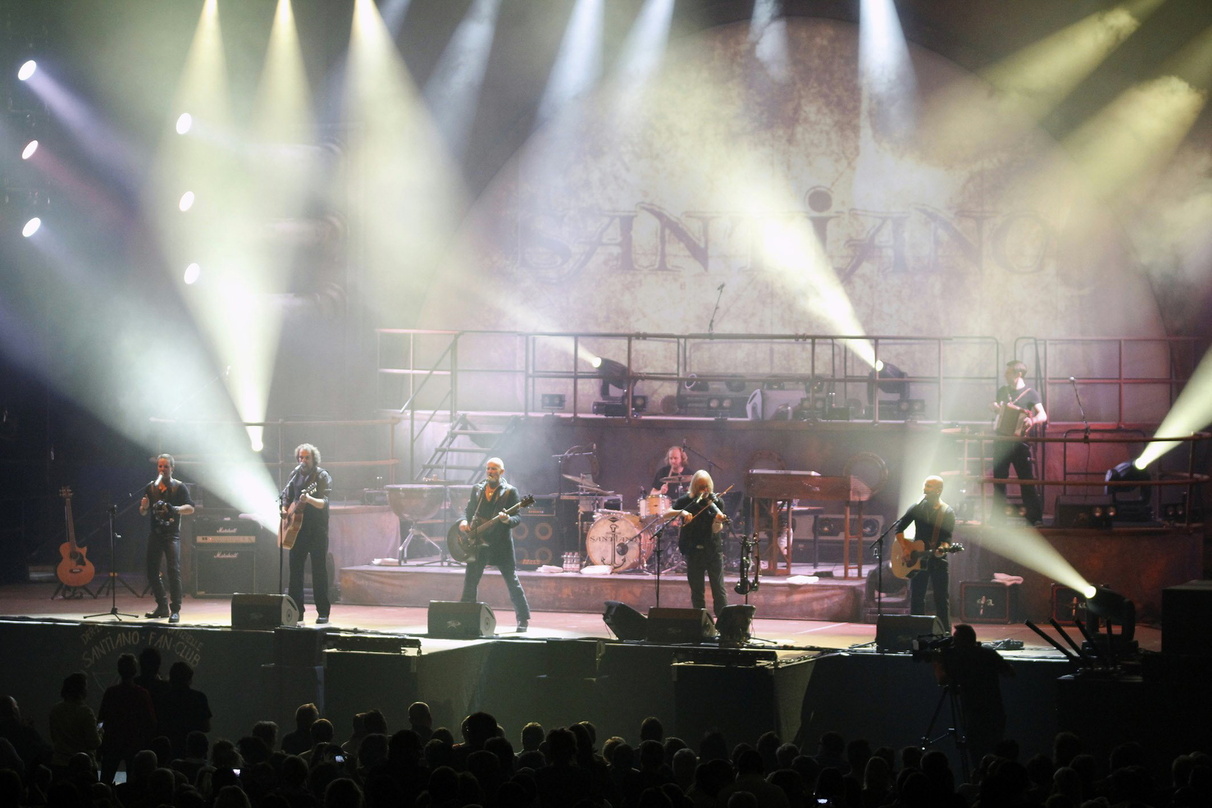 Starteten motiviert ihre Marathontour: Santiano live in Rostock