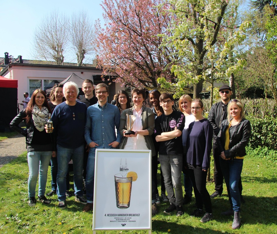 Kümmerte sich persönlich um die Gäste beim vierten Hangover Breakfast: das Team von Wizard Promotions mit (von links) Denise Böttcher, Yvonne Grein, Ossy Hoppe, Florian Trometer, Tobias Di...