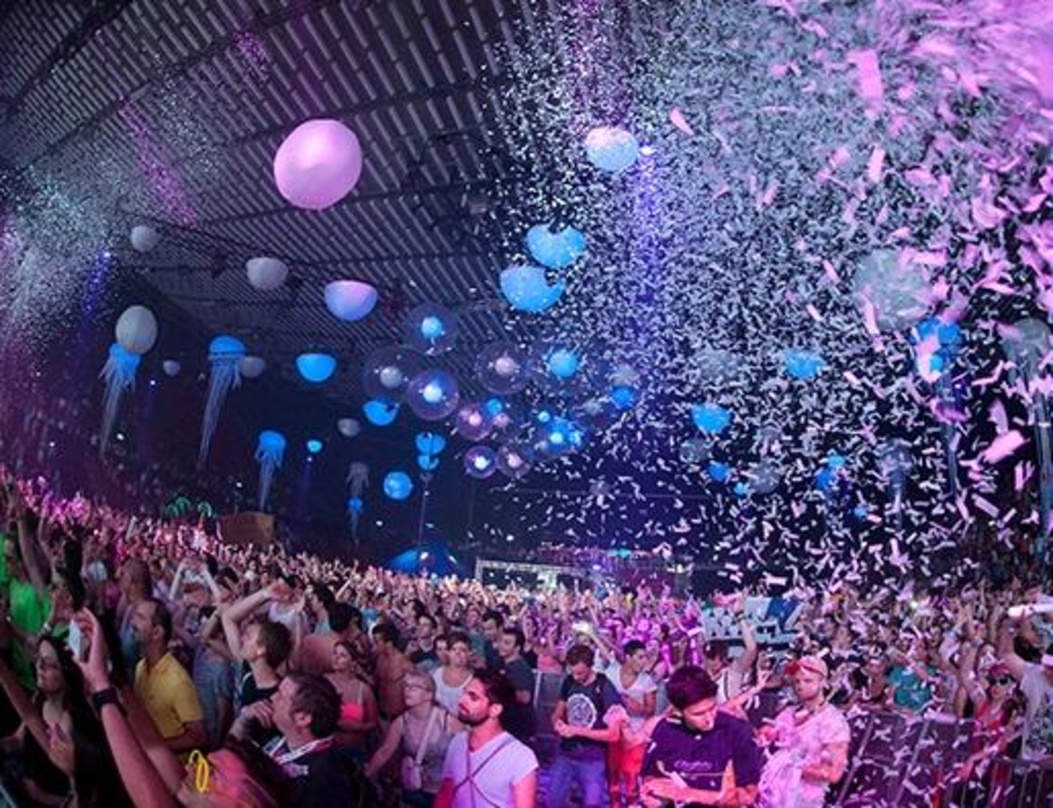Gab die Kulisse für die "Isle of Dreams": St. Jakobshalle in Basel