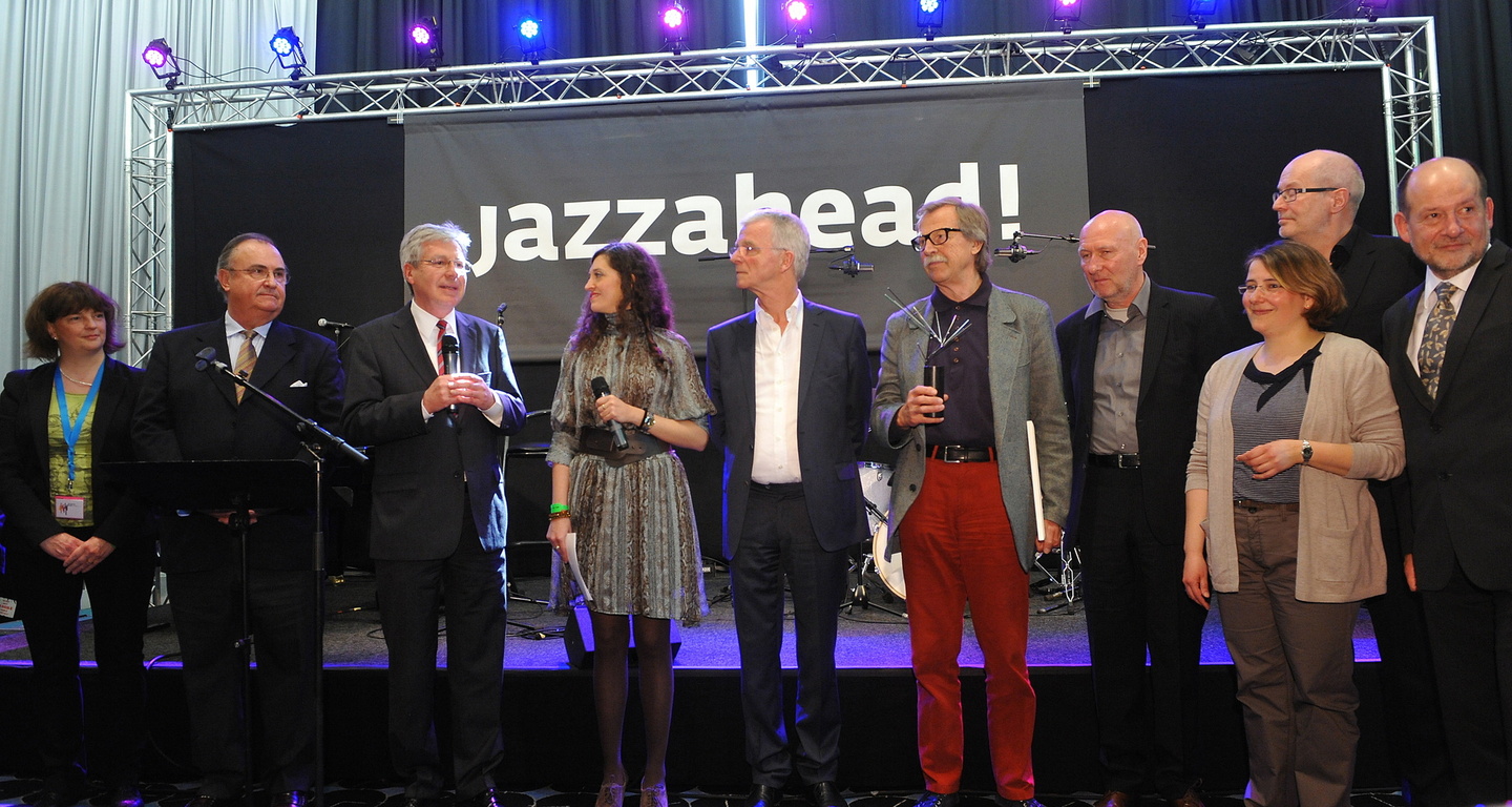 Bei der jazzahead! in Bremen dabei: Ina Keßler (Initiative Musik), Joaquín Pérez-Villanueva(Generalkonsulat Spanien in Hamburg), Bremens Bürgermeister Jens Böhrnsen, WDR-Moderatorin Caroli...