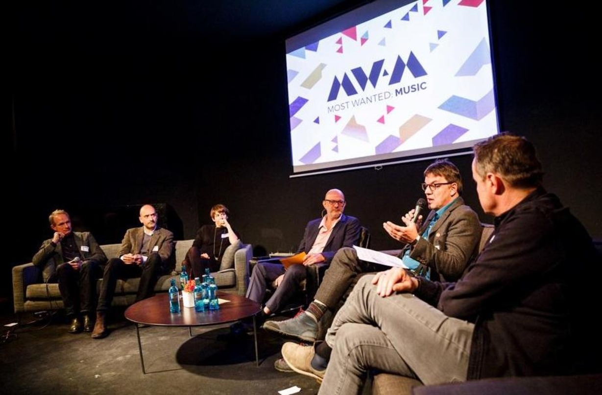 Diskutierten in Berlin (von links): Bastian Lange (Director Multiplicities), Johannes Everke (Stellvertretender Bereichsleiter übergreifendes Marketing Hamburg Marketing GmbH), Katja Herme...