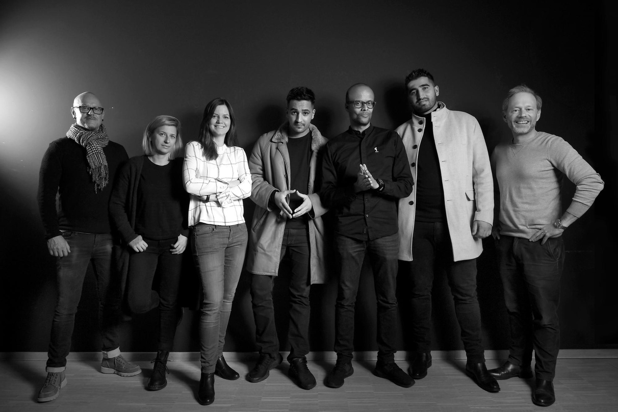 Neue Partner (von links): Peter Höpfl (Director Campaign Management Sony Music), Sanela Janjos (Head of Artist & Label Services), Eva Dobel (Manager Artist & Label Services), MC Bilal, Pat...