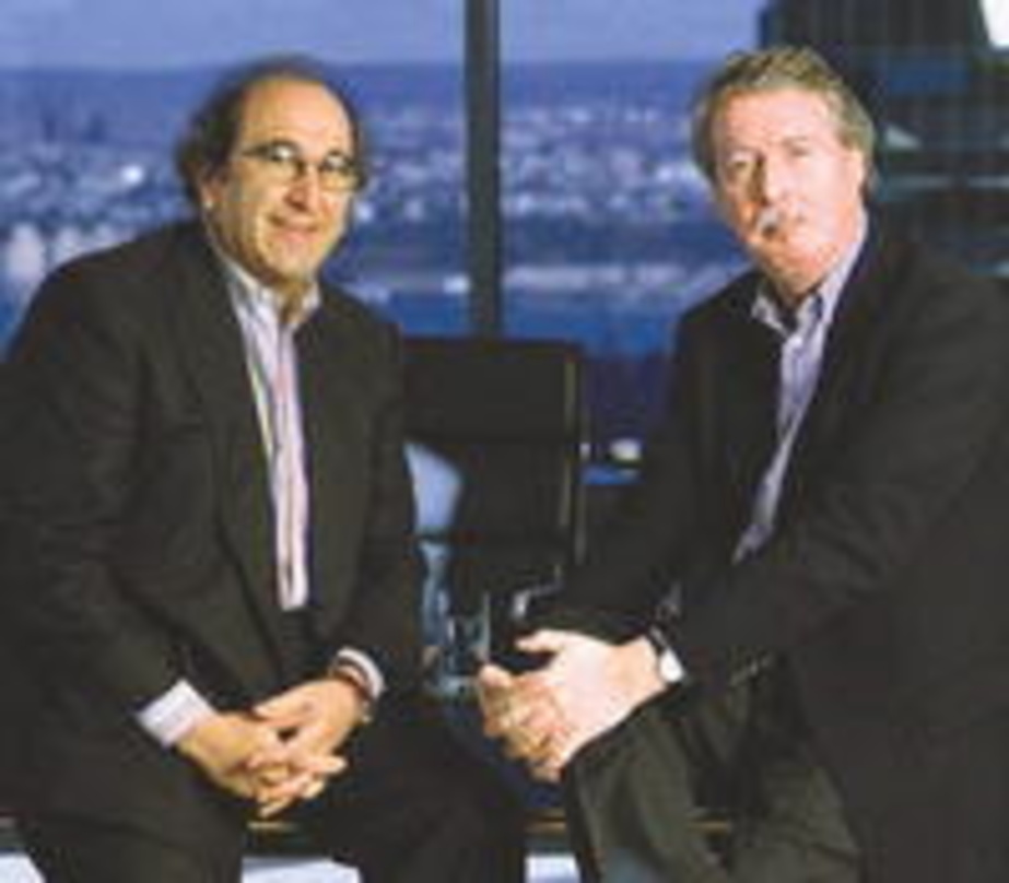 Haben noch nicht alle Entscheidungen gefällt: Andrew Lack (l.) und BMG-Chef Rolf Schmidt-Holtz