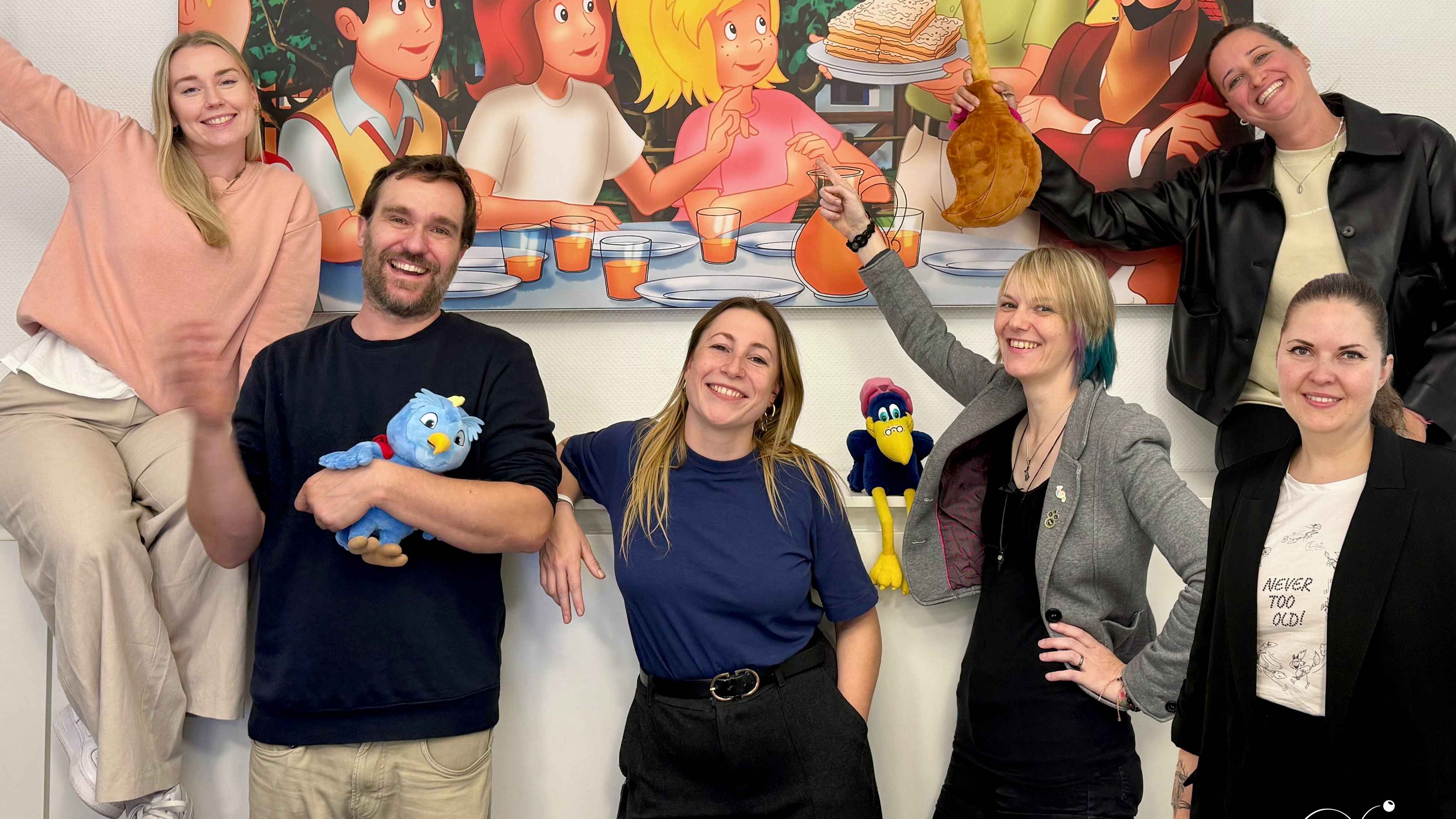 Bilden die neue Verstärkung bei Kiddinx (von links): Lisa Blaschke (Licensing Manager), Jens Seele (Developer), Lilli Brinkmann (Brand Manager), Anne Gorziza (Grafikerin), Josipa Gelo (Lic...