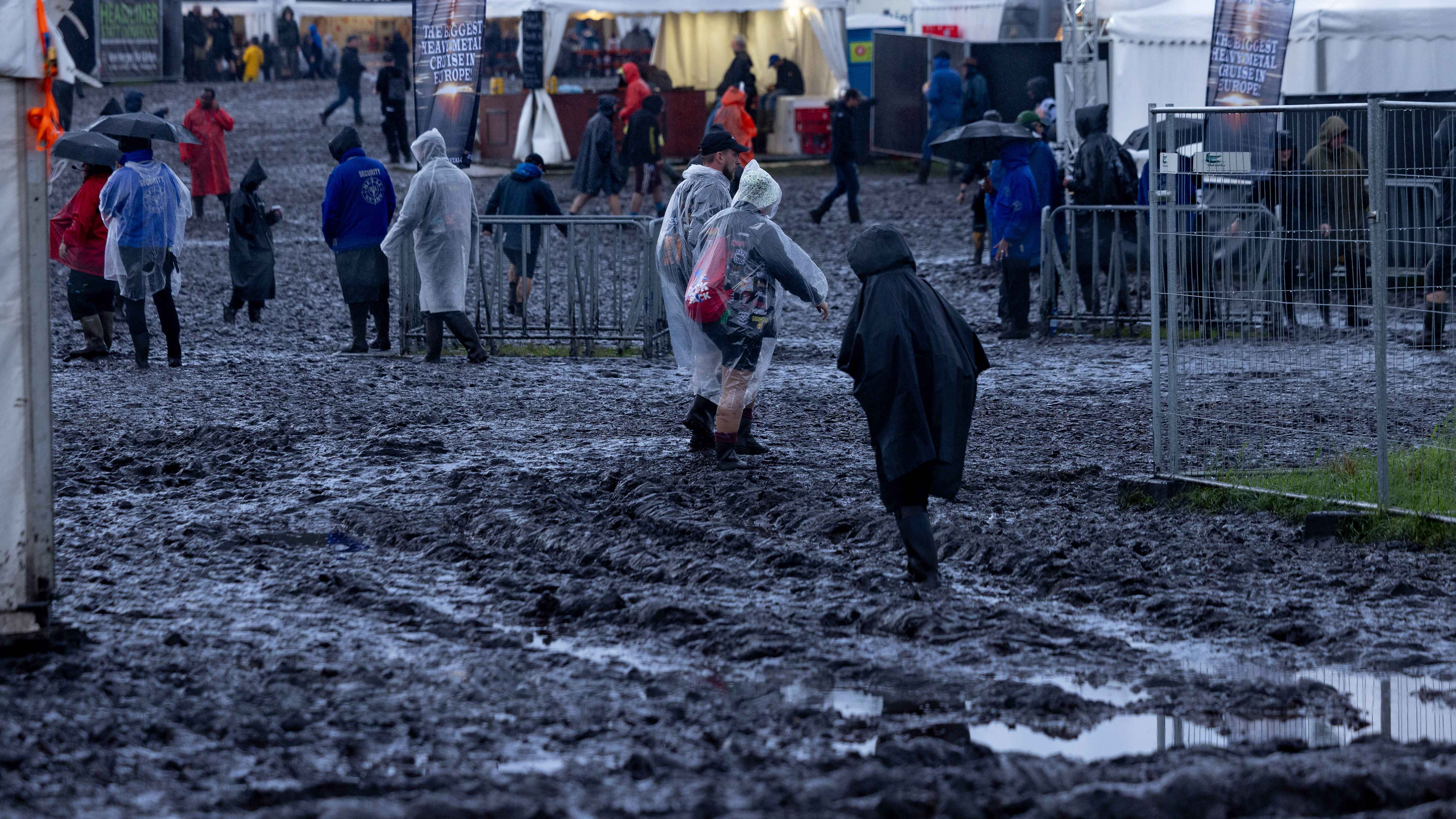 Solche Bilder soll es ab diesem jahr beim Wacken Open Air nicht mehr geben: Schlamm- und Matsch-Exzesse auf dem Festivalgelände, hier eine Impression von 2025.