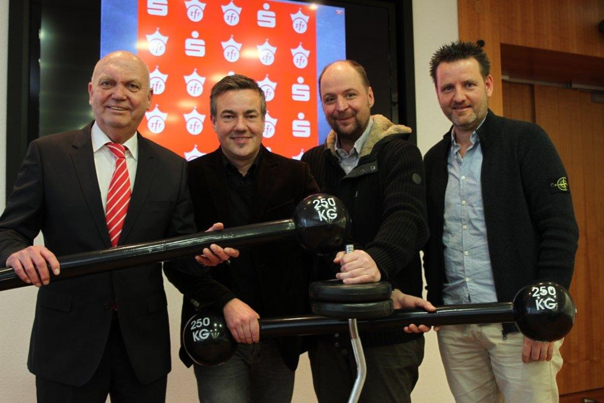 Erwarten 2015 den millionsten Besucher beim ZFR (von links): Volker Goldmann (Vorstandsvorsitzender Sparkasse Bochum) sowie die ZfR-Initiatoren Lukas Rüger, Heri Reipöler und Björn Gralla