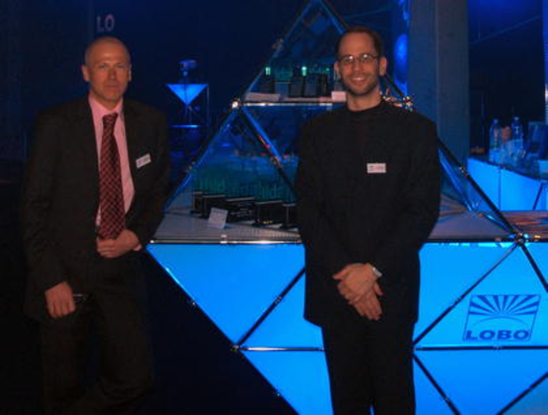 Ausgezeichnet: Geschäftsführer Lothar Bopp (links) und Creative Director Alexander Hennig (rechts) am LOBO-Messestand