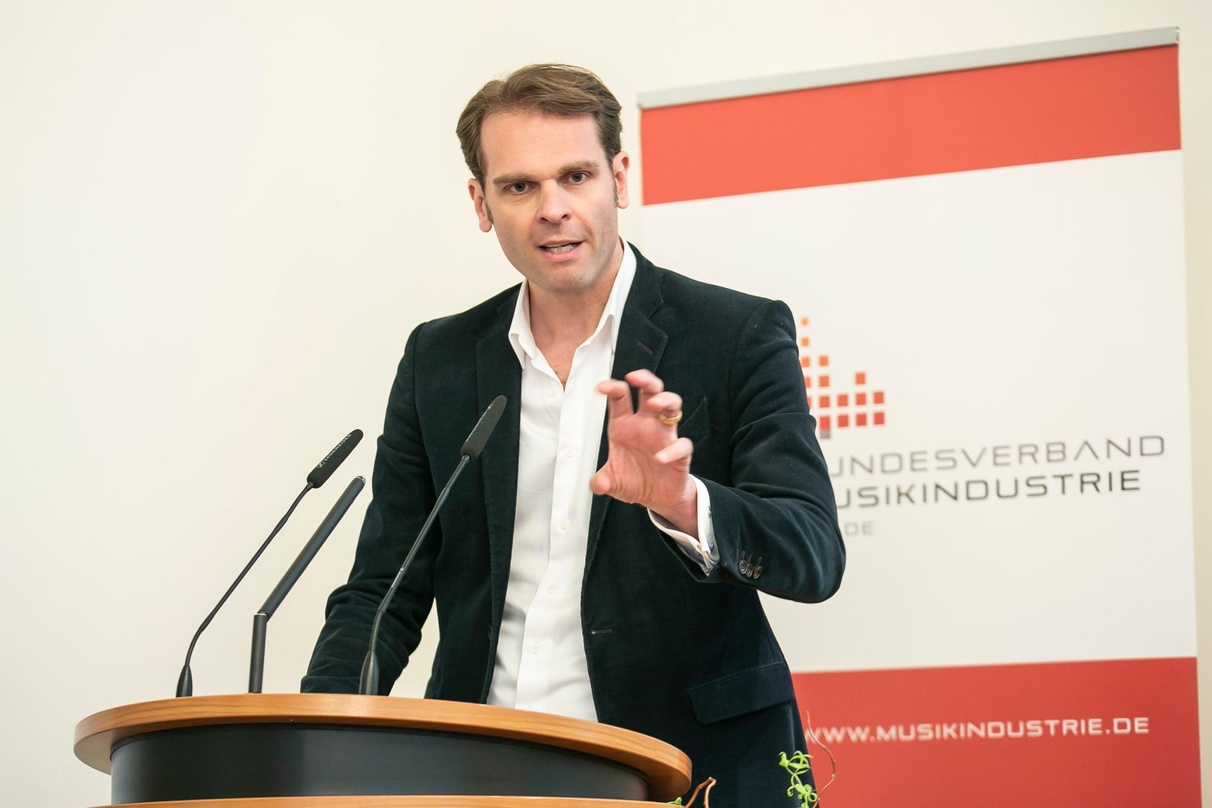 Lädt am 17. Mai zum ersten Music Founders' Breakfast: der BVMI-Vorstandsvorsitzende Florian Drücke, hier Anfang April bei der Kulturkonferenz