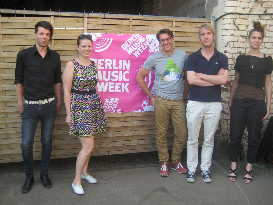 Hatten was zu erzählen (von links): Lars Potyka (VUT), Julia Gudzent (melt booking), Björn Döring (Projektleiter Berlin Music Week), Klemens Wiese (Hörstmann) und Andrea Goetzke (newthinki...
