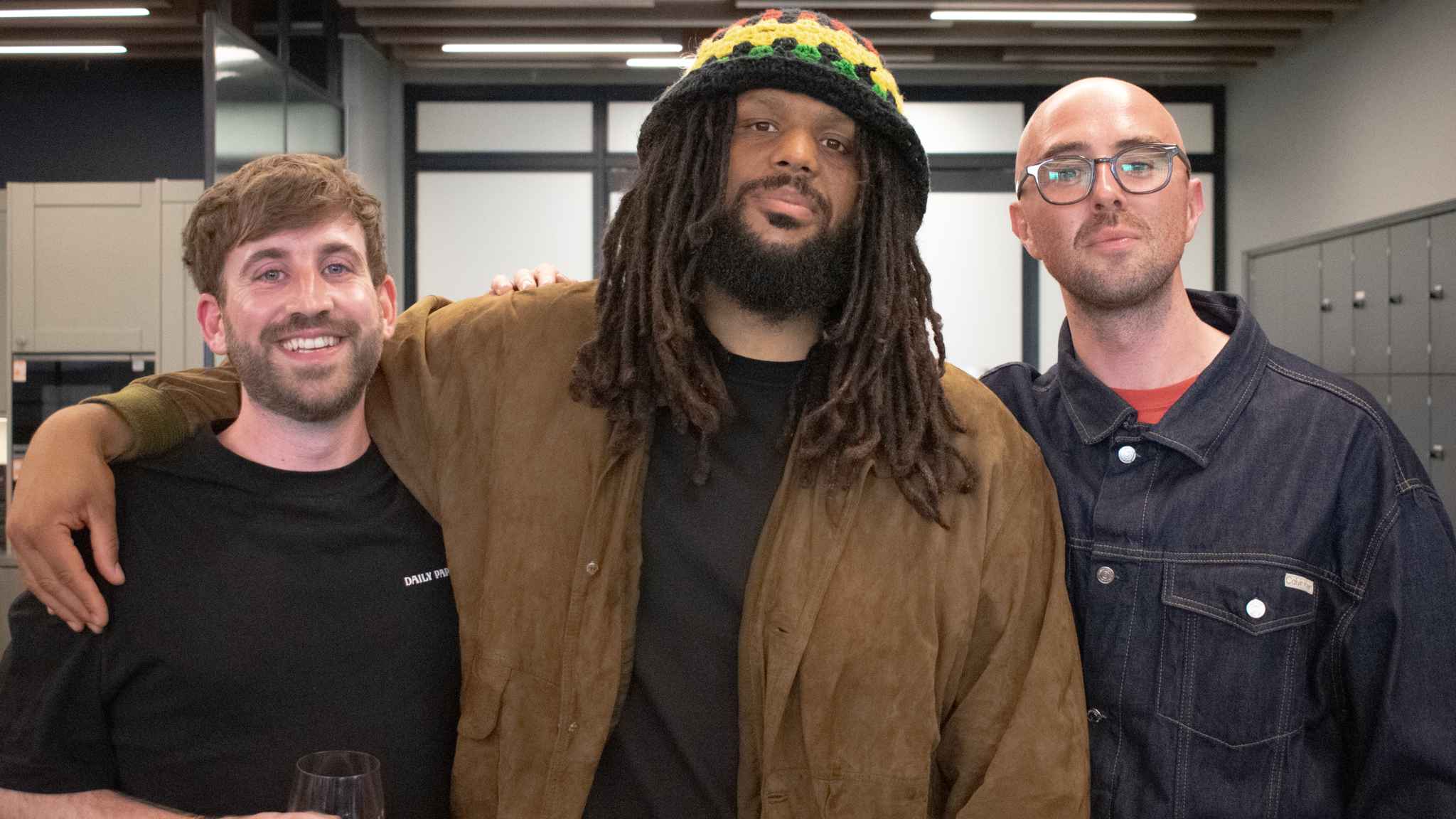 Neue Partner (von links): Pete Simmons (Head of A&R UMPG UK), Miles Clinton James und George Quann (International A&R Manager UMPG UK).