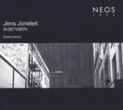 Jens Joneleit – In-Between Blues Pieces