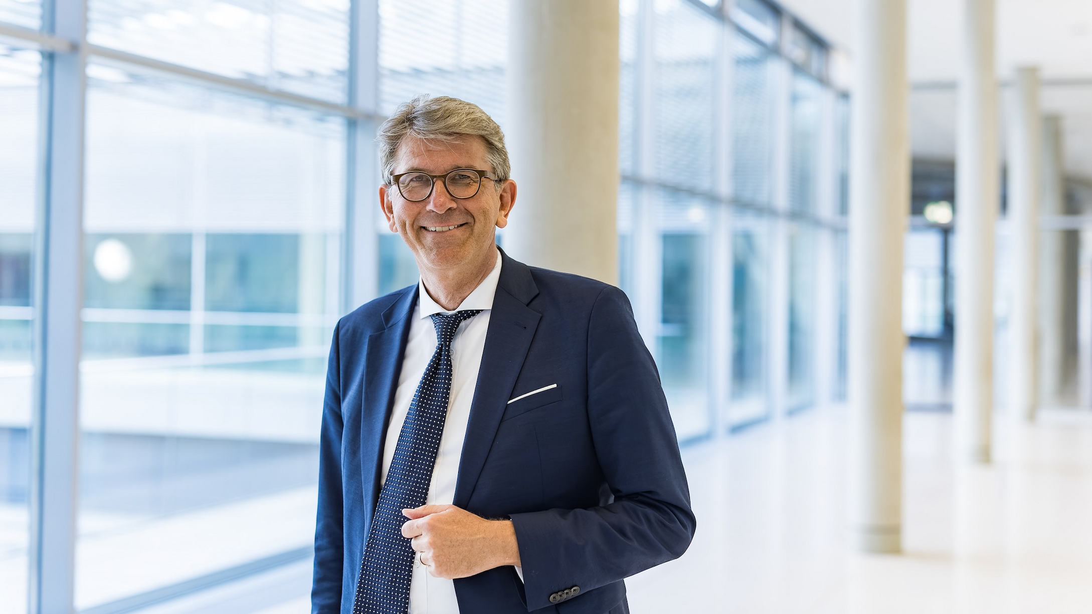 Lud zum Kulturgipfel ins Kanzleramt: Kulturstaatsminister Wolfram Weimer.
