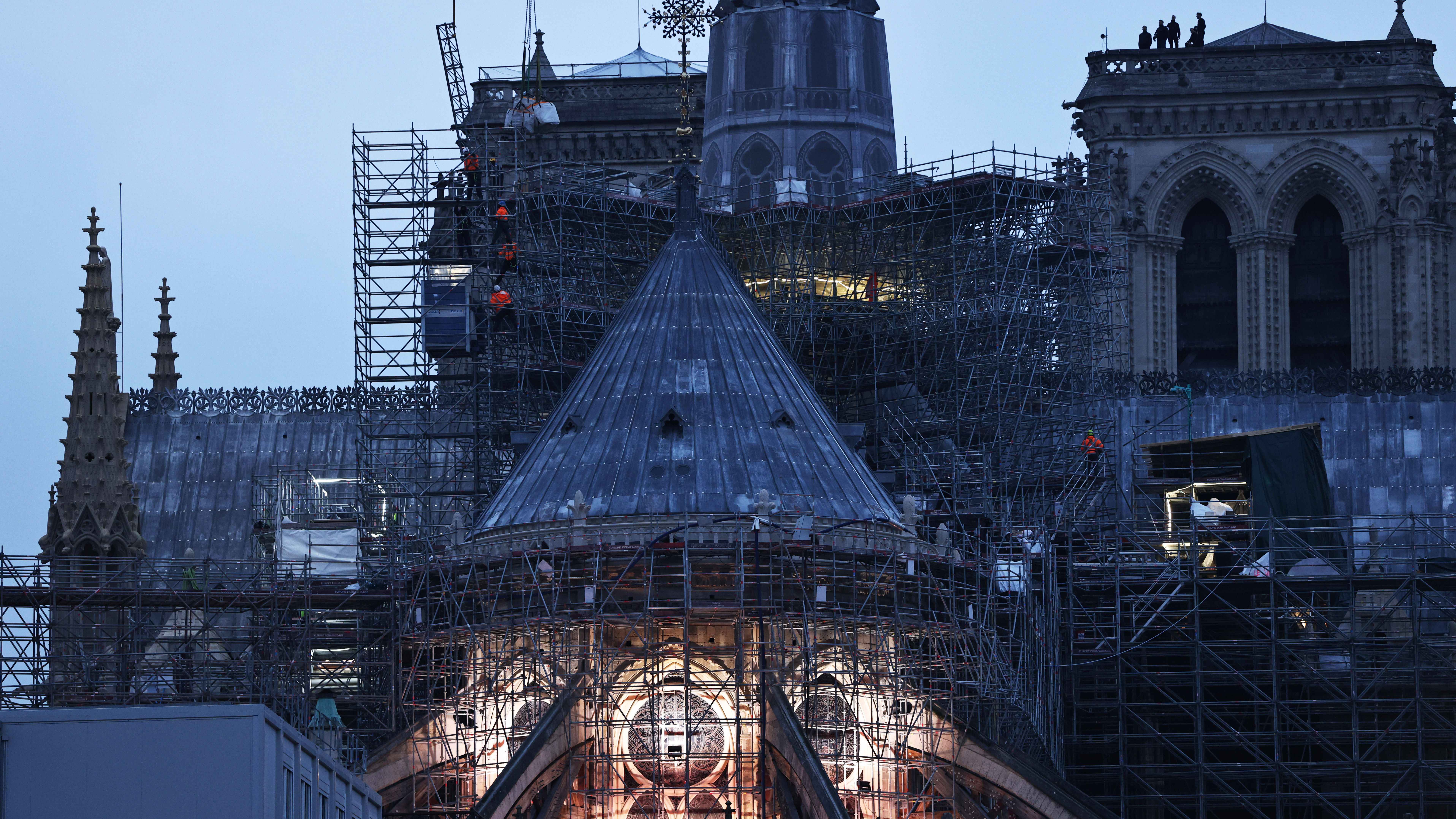 Durchläuft die letzten Vorbereitungen vor ihrer Wiedereröffnung: die Pariser Kirche Notre-Dame.