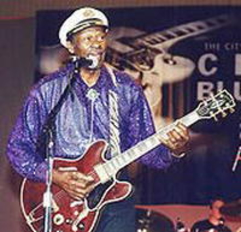 15e49fb81503c1d450f07cd850ddd5bd66edeea87c89f36dd702b9cfac96b5da Spielt ein Liebeslied für Thomas Gottschalk: Chuck Berry