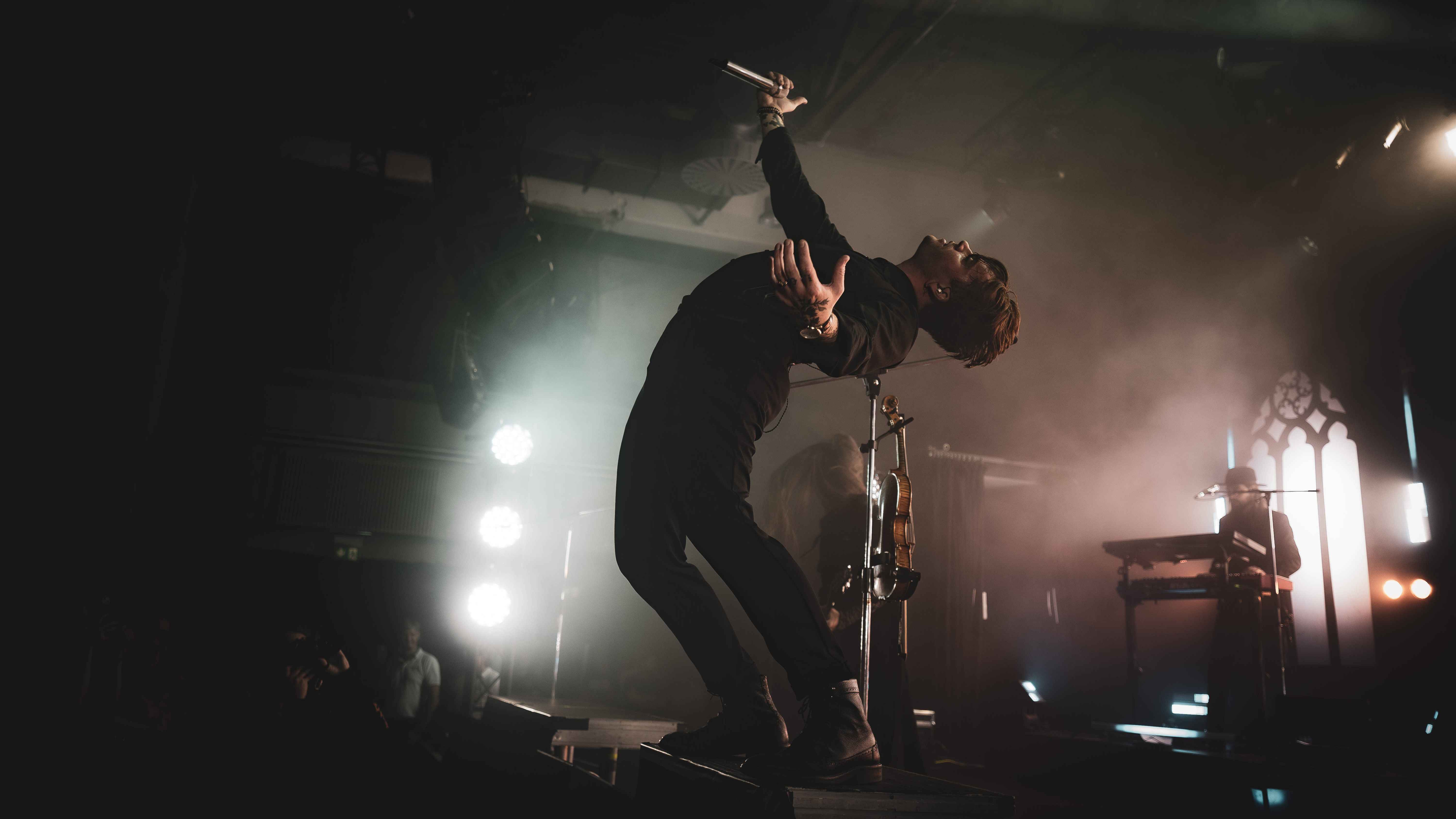 Besuchten auf ihrer "The Black Tour" durch Europa auch das Wizemann: die schwedische Metalcore-Gruppe Imminence.