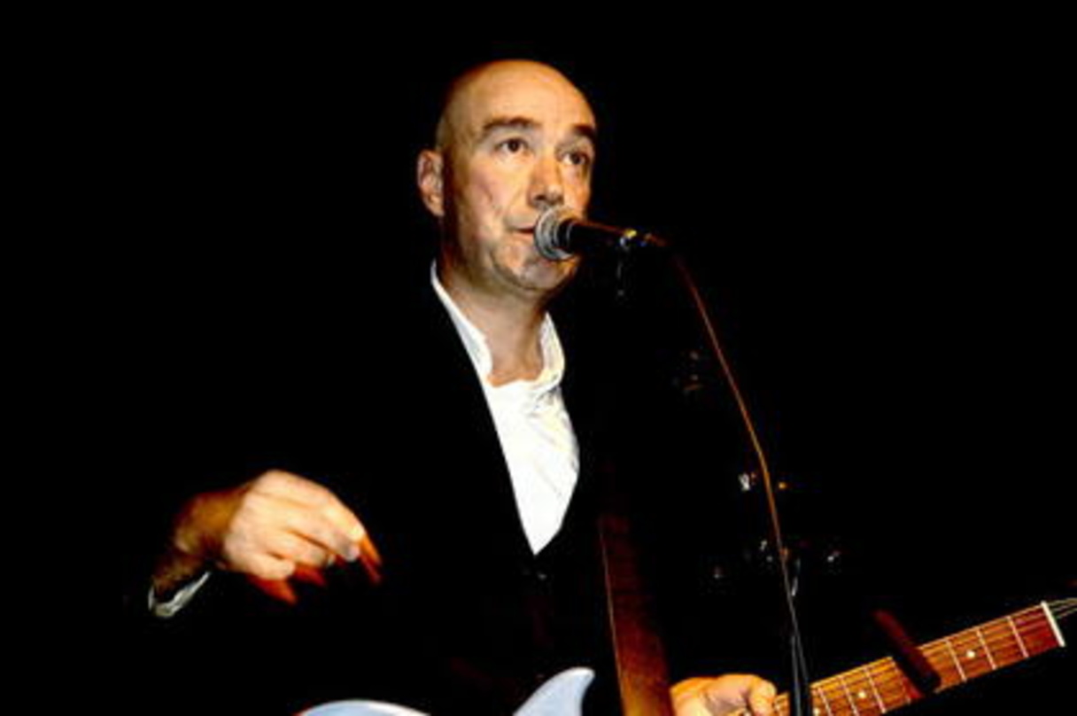 Gitarre, Gesang und Gedichte: John Watts