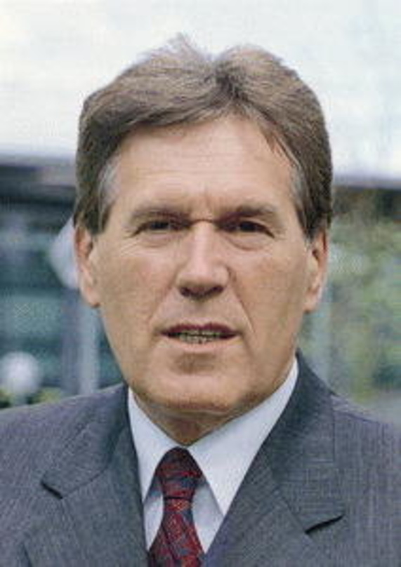 Gibt den Startschuss: Michael Glos