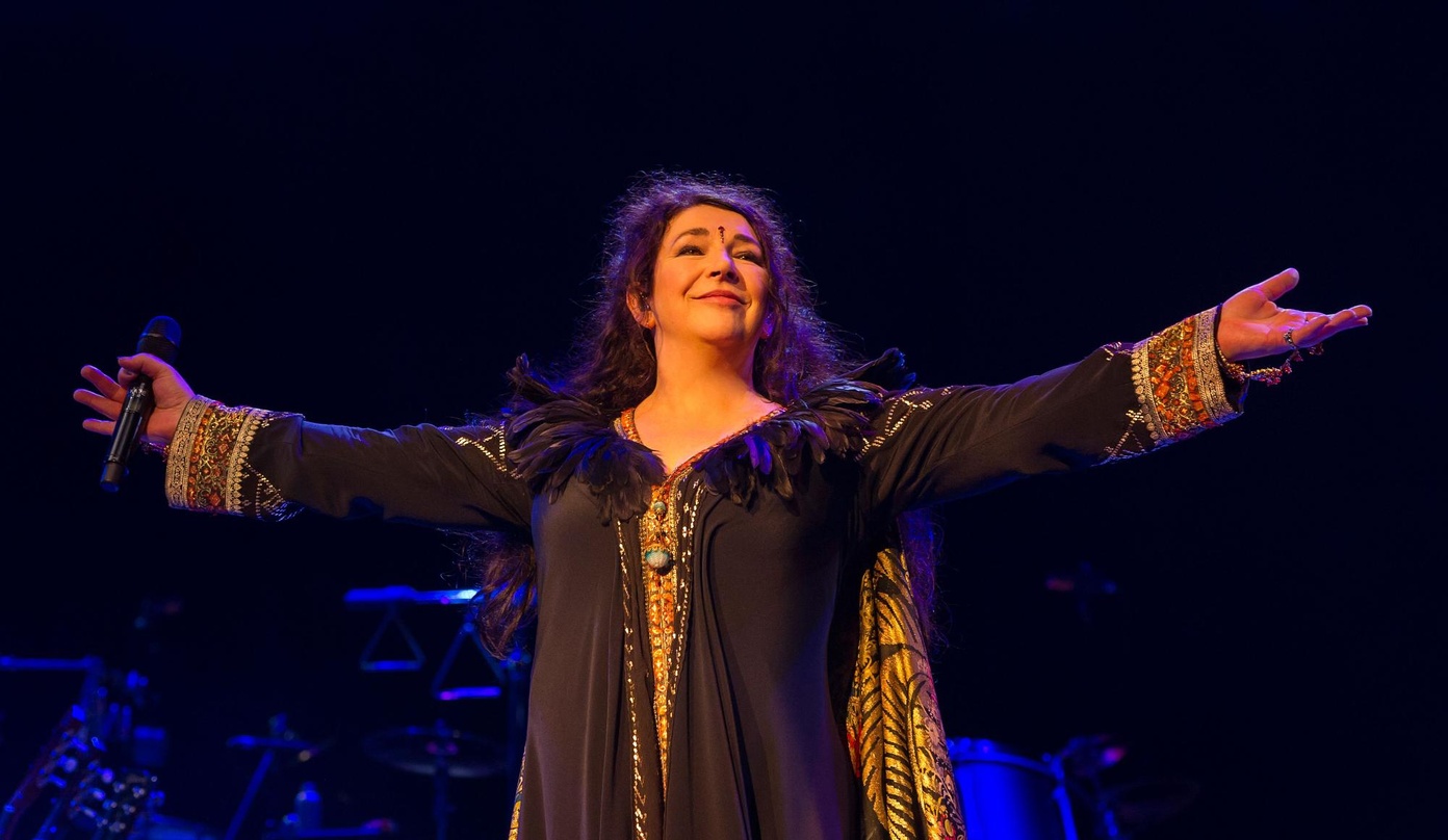 Trug mit "Running Up That Hill" zur Hausse der Katalogsongs auf Spotify bei: Kate Bush