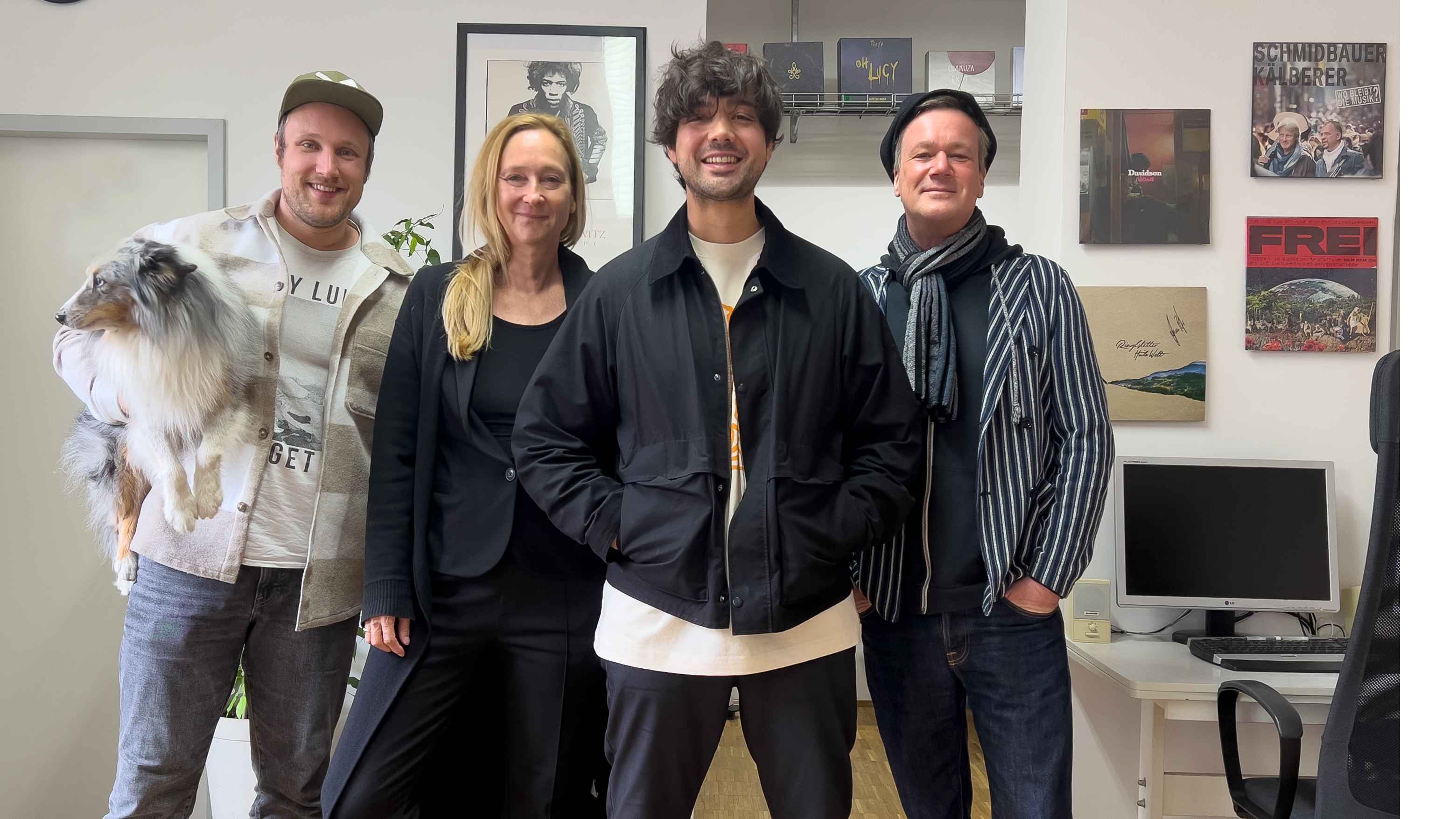 Neue Partner (von links): Matej Bellus, Antje Zelnitschek (beide F.A.M.E.), Paul Kowol und sein Manager Gerald Huber.