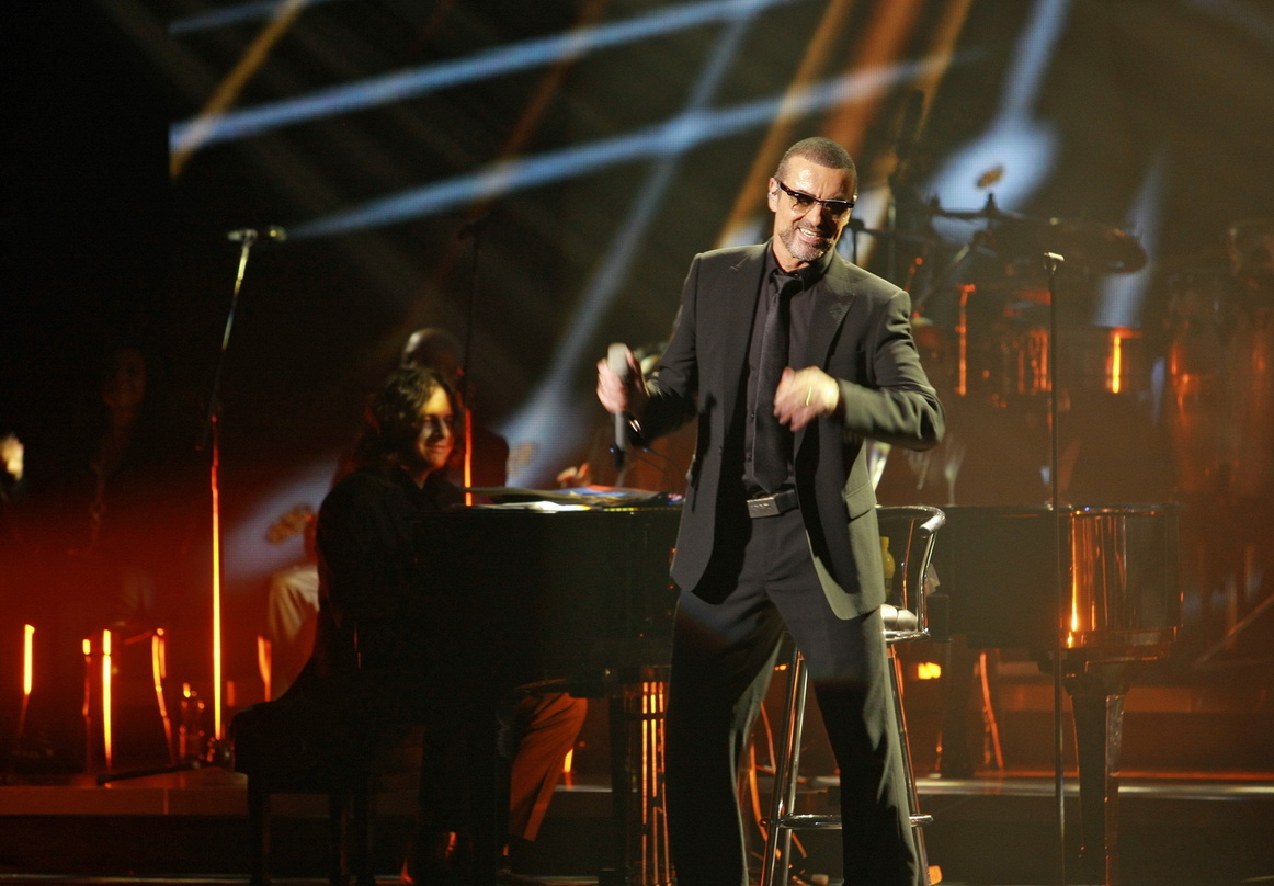 Weitet seine Orchestertour in Deutschland auf zehn Shows aus: George Michael
