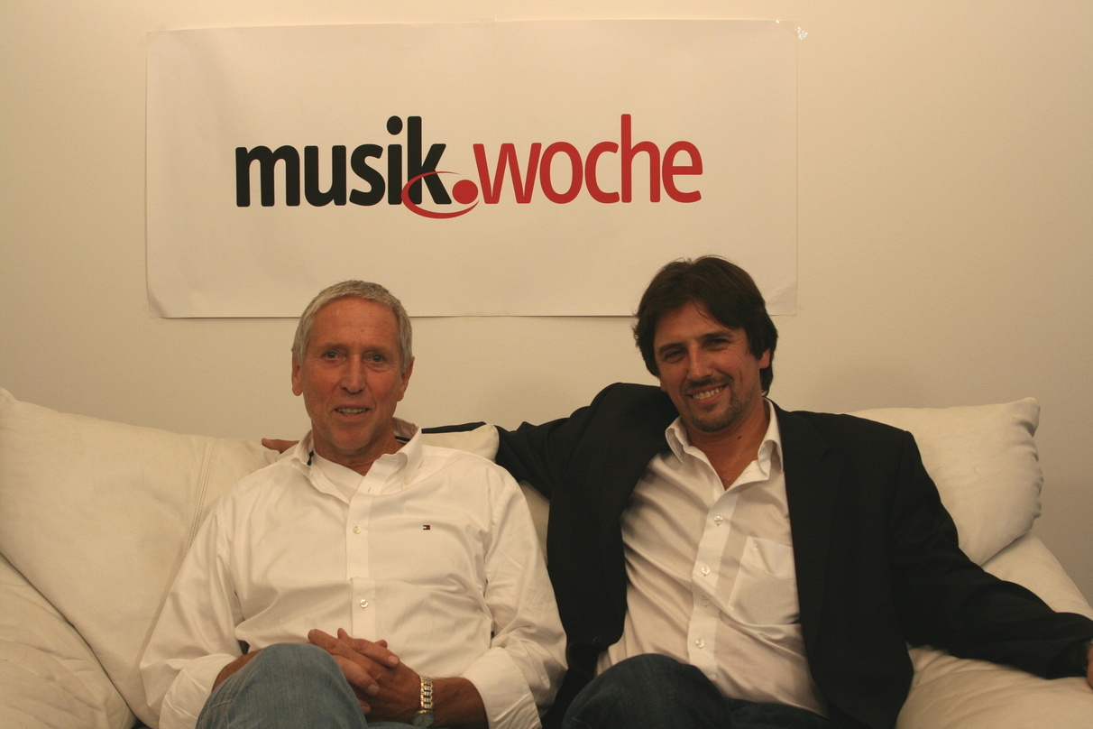 Berichten auf der MusikWoche-Couch: Jürgen Jacobsen (l.) und Manlio Celotti