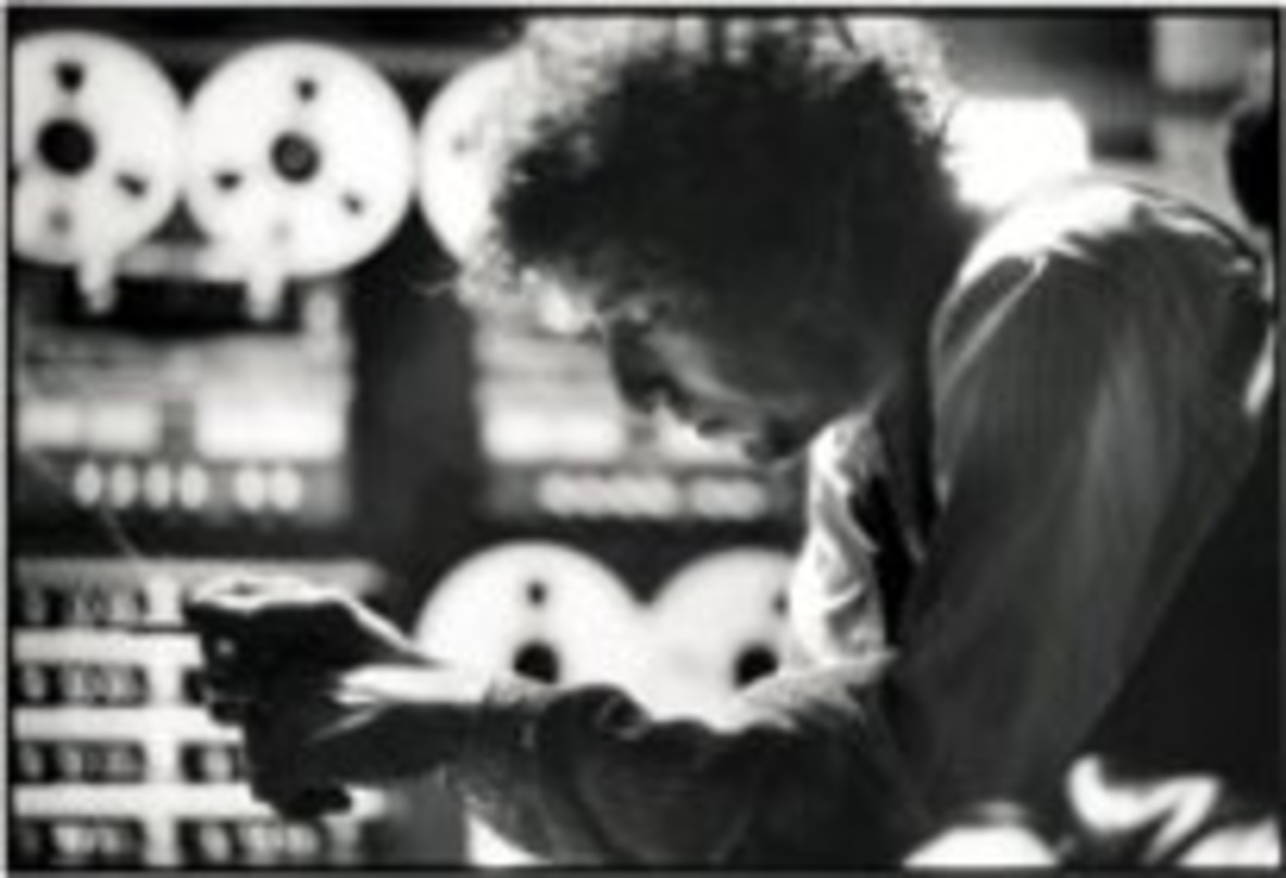 18ee5cd3458c336928c8e638c26c7a7ebbb27c1c372b630a495f91d60fa51441 The Oscar goes to: Bob Dylan