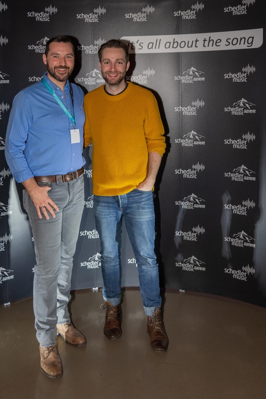 Neue Partner: Alex Schedler (Schelder Music) und Josh.