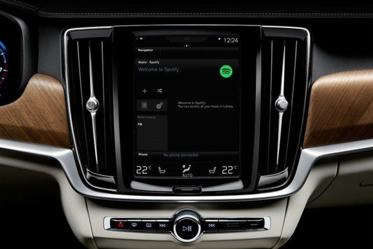 Streamingdienste doppelt eingebunden: Spotify fährt künftig direkt integriert bei zunächst ausgewählten Volvo-Modellen mit ...