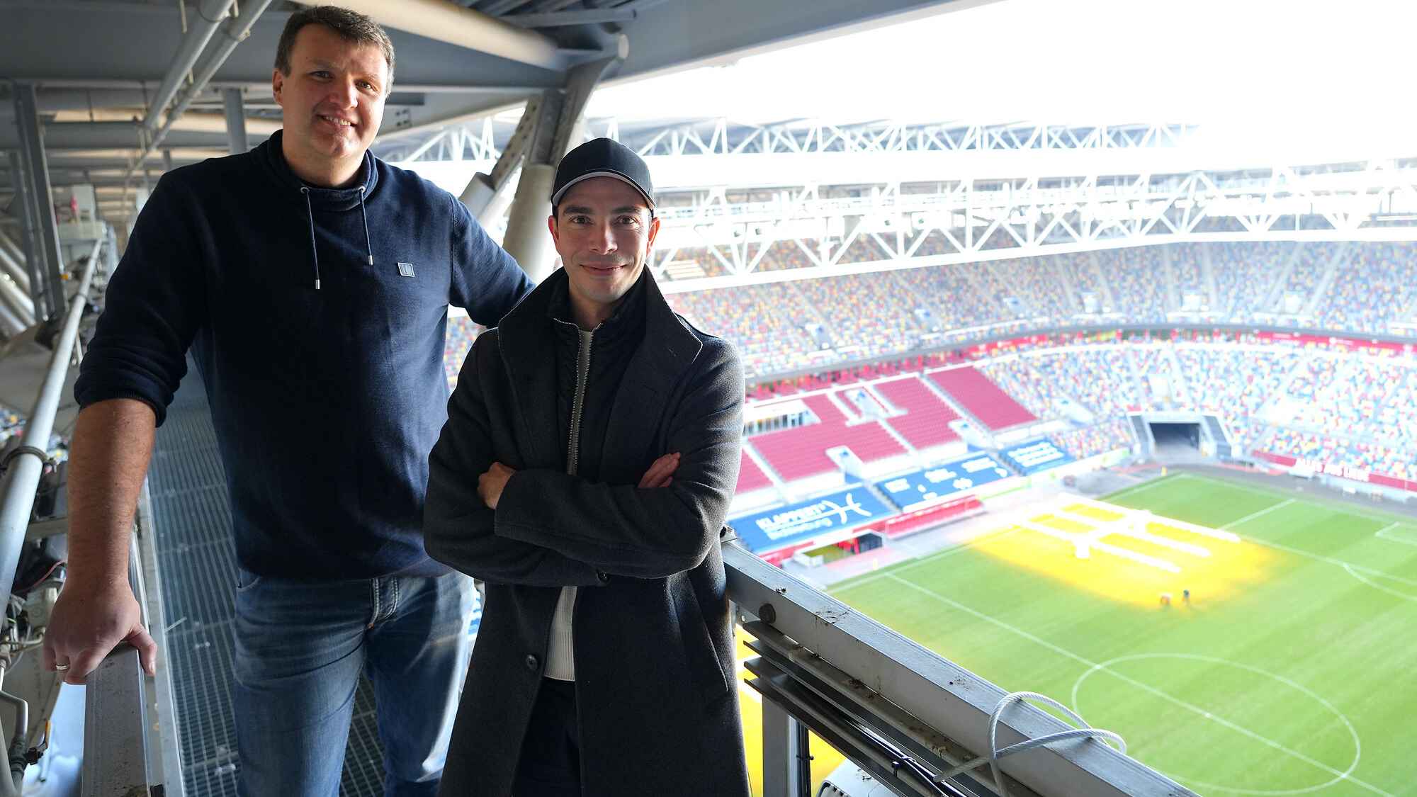 Umweltbewusst (von links): Christian Pasch (Chief Technical Officer D.Live) und Patricio Valtonen (Projektleiter Energie).