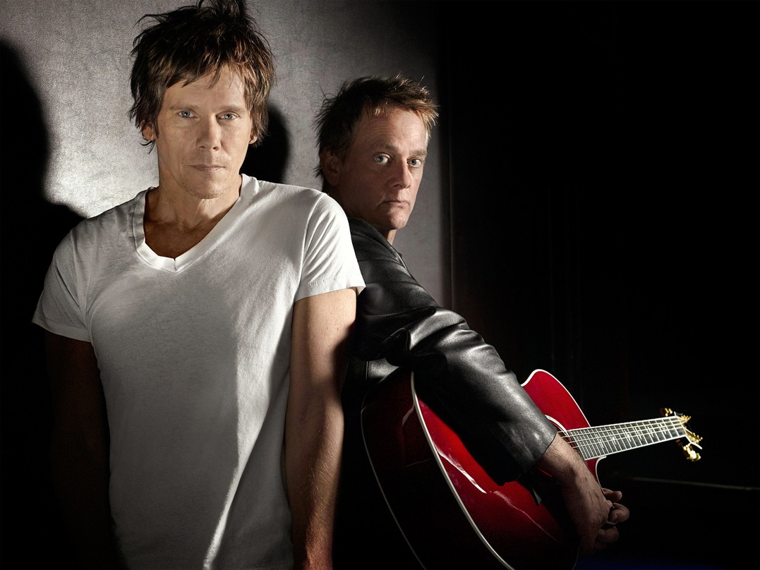 Kommen für acht Konzerte nach Deutschland: Kevin und Michael Bacon